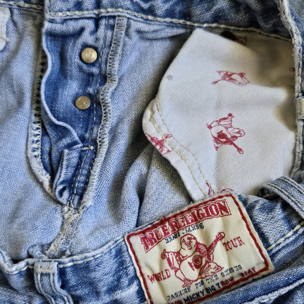 True Religion Micky Big T Jeans - Picture 14 of 16